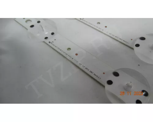43" V17 ART3 2867 REV0.3 1 43" V17 ART3 2867 REV0.3 1