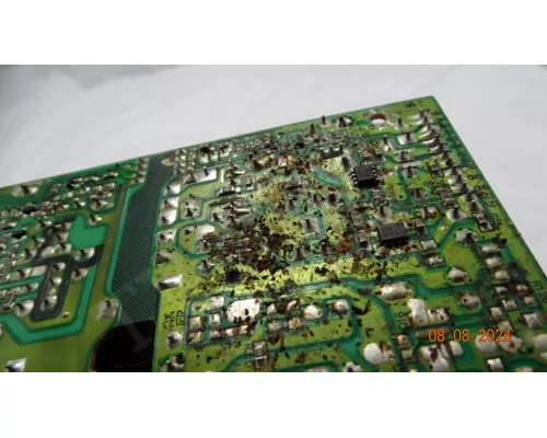 MLT666B-PL1. Следы тараканов множественные, дутые конденсаторы MLT666B-PL1. Следы тараканов множественные, дутые конденсаторы
