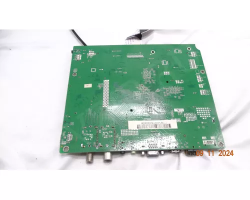 Плата 35021829 DEXP F49B8100K требуется проверка, вырвано часть разъемов Плата 35021829 DEXP F49B8100K требуется проверка, вырвано часть разъемов