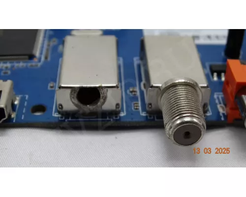 JUC7.820.00258695 BBK 32LEM-1050/TS2C сломан разъем антенны