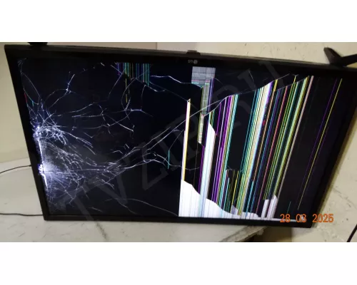 EAX67041505(1.0) EBU64424109 LG 32LJ510U следы ремонта EAX67041505(1.0) EBU64424109 LG 32LJ510U следы ремонта