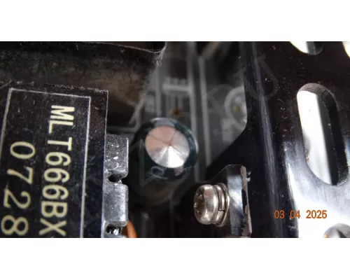 MLT666 REV:2.8 AKIRA LCT-32MT02ST вздуто три конденсатора