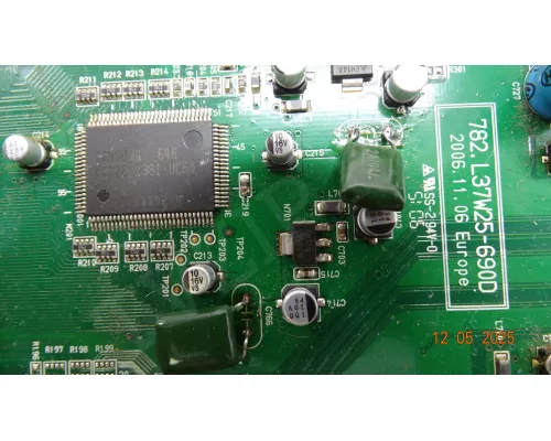 782.L37W25-690D SANYO LCD-32XR1 следы ремонта 782.L37W25-690D SANYO LCD-32XR1 следы ремонта