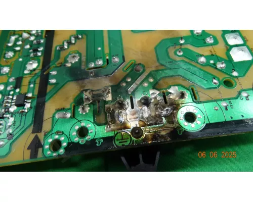 EAX66171501(2.1) LG 32LF592U следы ремонта EAX66171501(2.1) LG 32LF592U следы ремонта