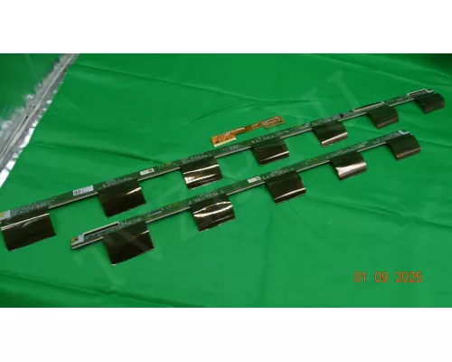 V500DJ7-QE1 E7 SAMSUNG UE50TU8510U