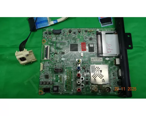 EAX66203805(1.2) EBU63186604 LG 42LF560V